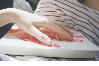 凌晨发朋友圈配图