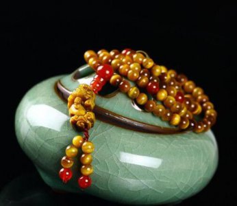 ​袁天罡称骨算命表2012(称骨算命表2017新版女)