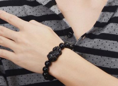 ​称骨算命3两(称骨3两3钱女命详解)