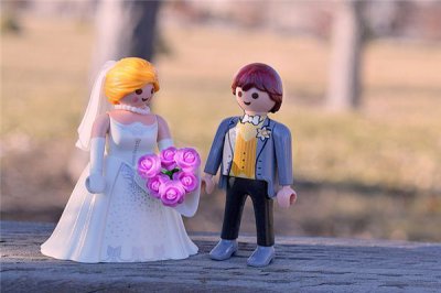 ​右眼跳24小时吉凶预兆