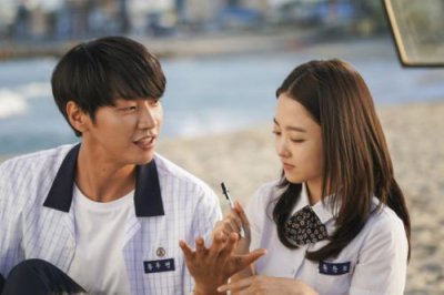 ​qq空间说说爱情短语100句