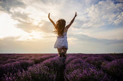 10月发的朋友圈文案说说10月份发的朋友圈说说文案大全