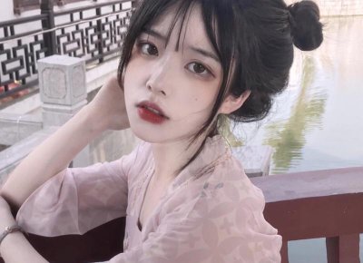 ​站在楼顶说说的句子(精选294句)