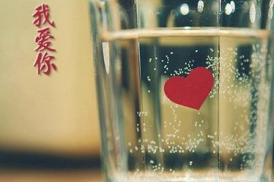 ​秋天的第一杯奶茶发朋友圈句子说说(精选19句)