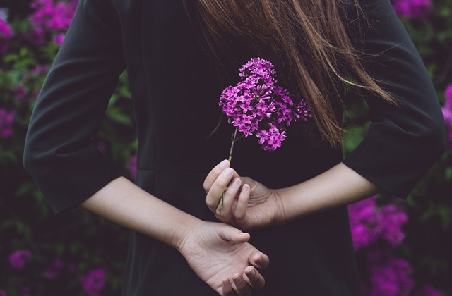 走过了七年之痒熬过了十年之期的说说