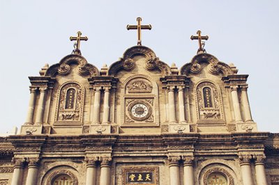 ​表达放不下某人的说说(68句)