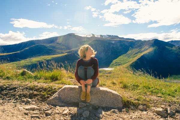 适合发毕业照片配的文字 毕业发朋友圈文案幽默短句