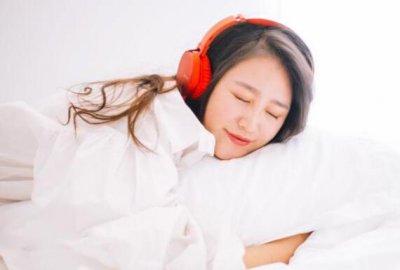 ​可爱中透露着些许沙雕的奶茶文案