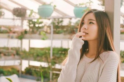 ​颓废讽刺自己的说说