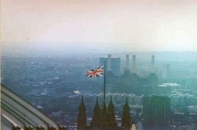 ​关于自私的英文谚语