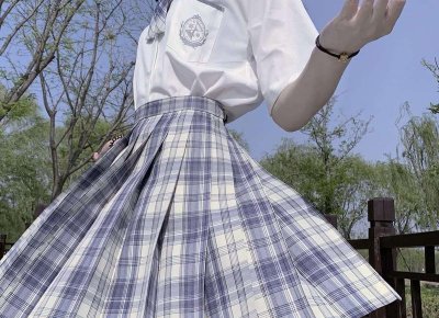 ​在七夕给自己暗恋的人发的句子(七夕对暗恋的女孩说些什么最好)