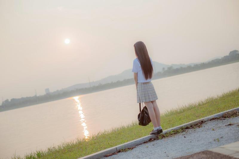 关于渺小的文案(汇总36句)