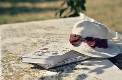 ​关于一起吹晚风的文案