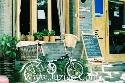 ​情侣合照朋友圈文案超甜的短句情话