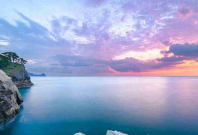 ​上有上眼皮儿，下有下眼皮儿