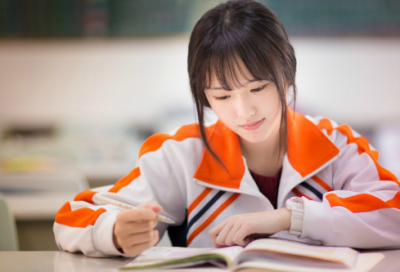 ​和平精英游戏女生名字免费（个性和平精英游戏女生名字）